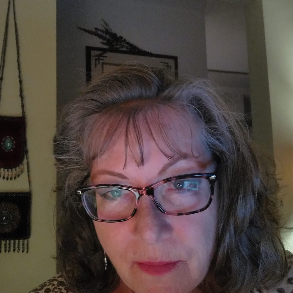 Meet your Posher, Carol